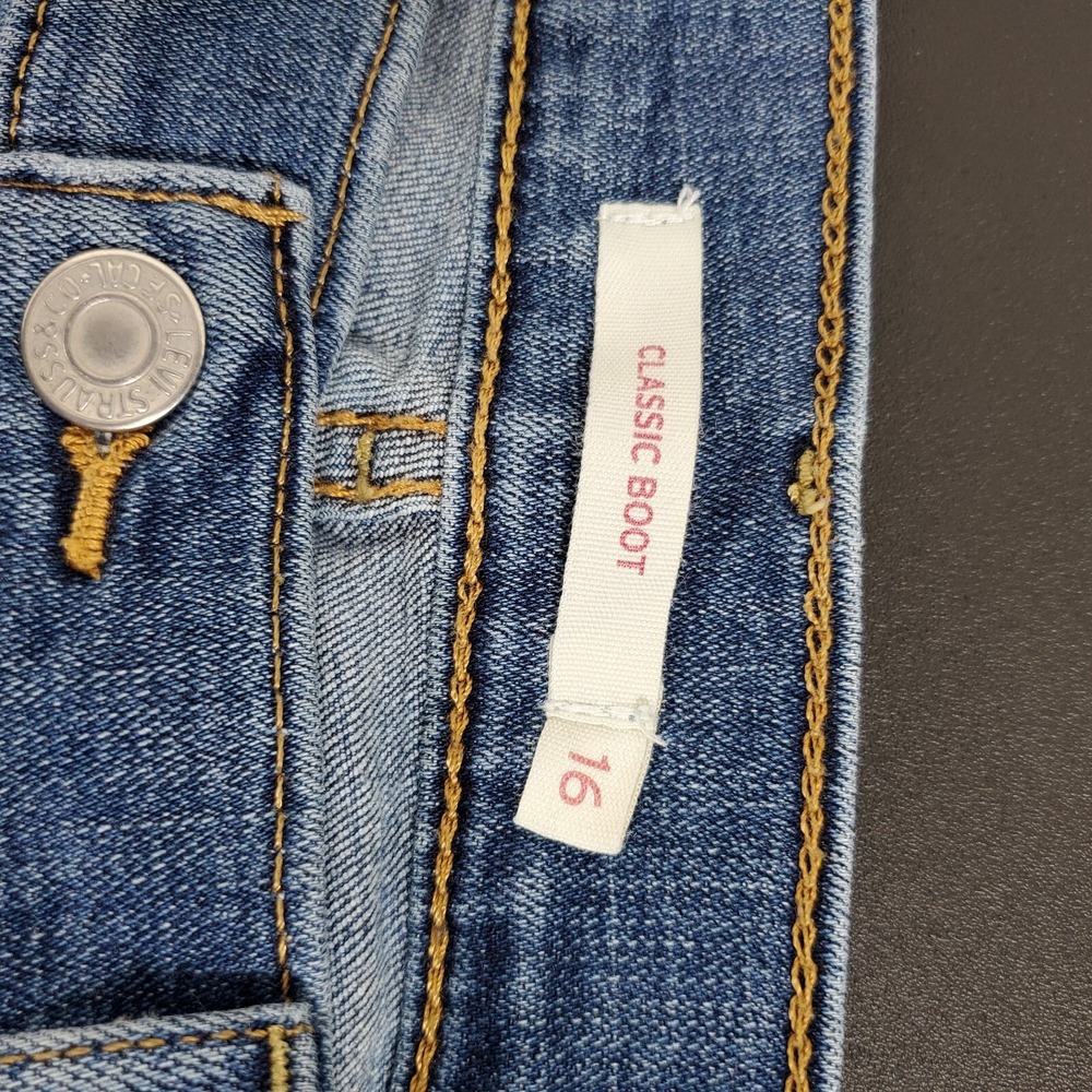 Levi Strauss Classic Boot Jeans Women's Size 16 Blue Zip Fly Pockets - Picture 6 of 9